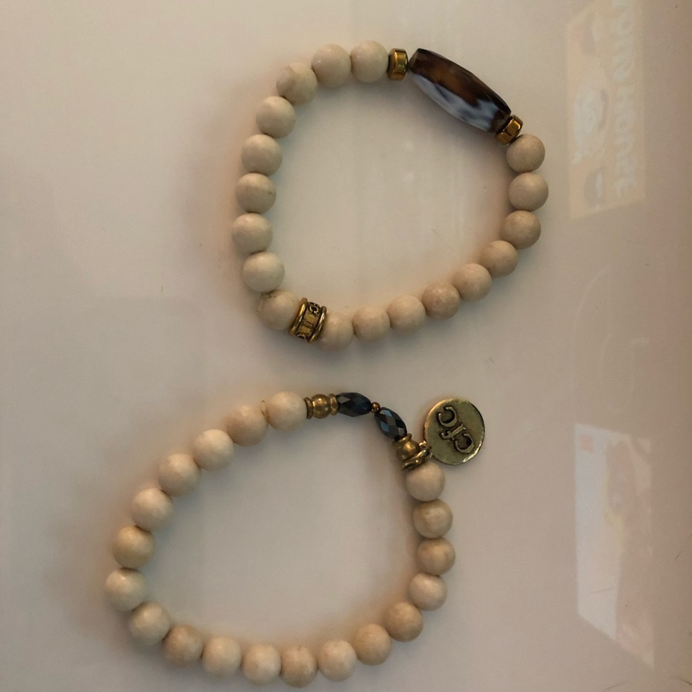 Bead bracelet